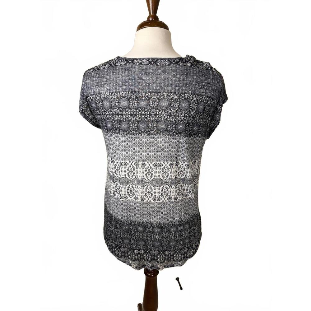 Lucky Brand Women's Trendy Graphic Tee - Picture 2 of 6